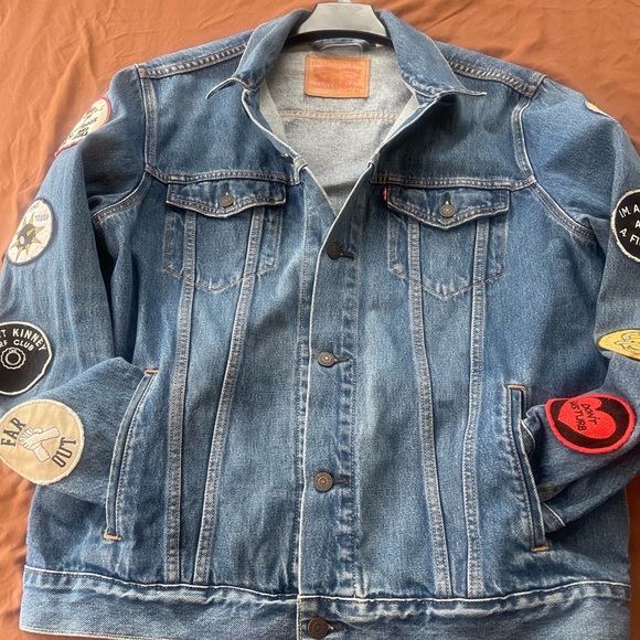 Levi's Limited Men's Vintage Patched Stonewash Blue Trucker Jacket Size XL - Picture 8 of 8